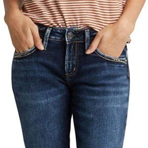 NWT Silver Co.Mid Rise Boyfriend Jeans Size 24